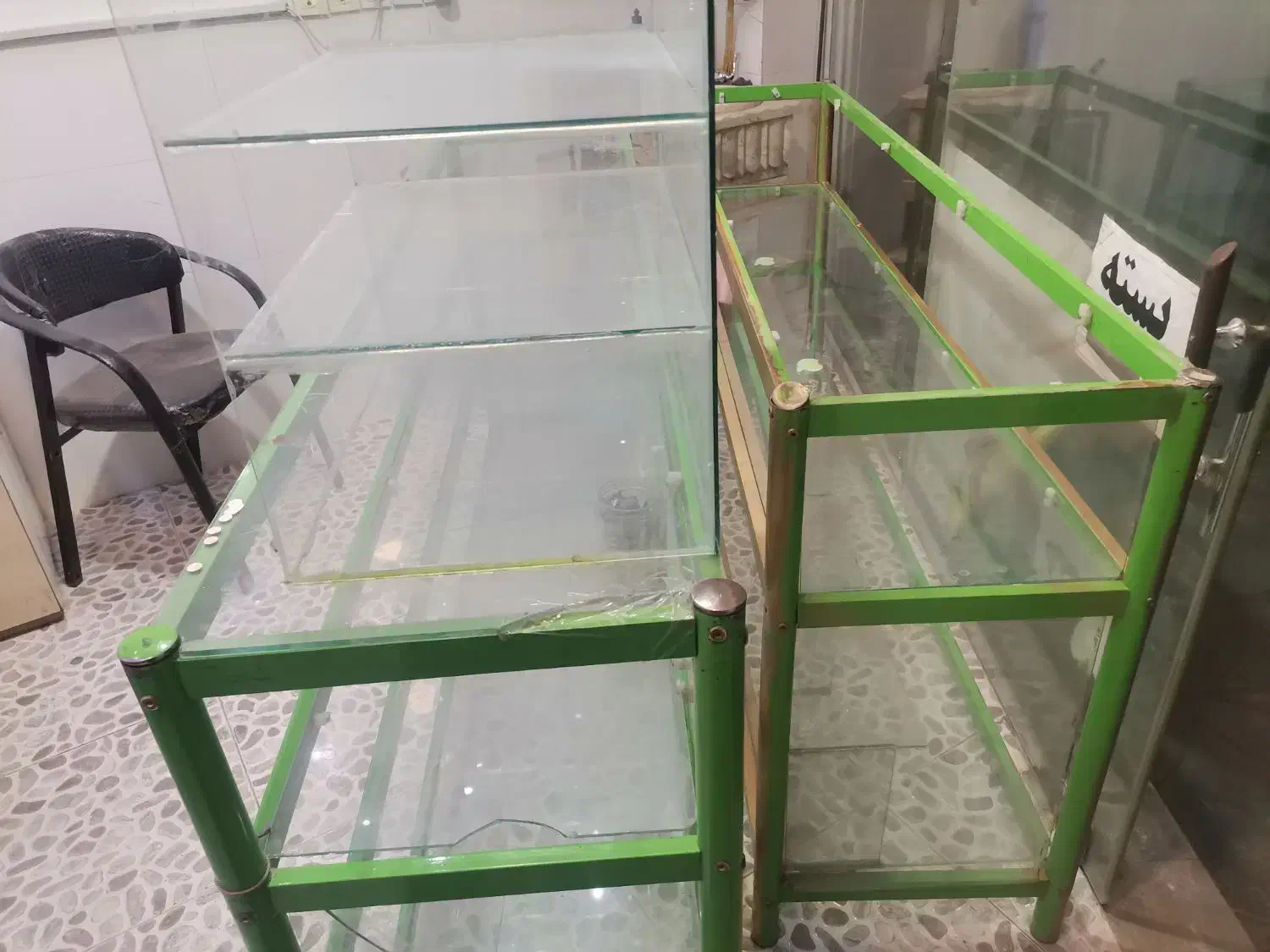 ویترین|فروشگاه و مغازه|قم, علی آباد سعدگان|دیوار