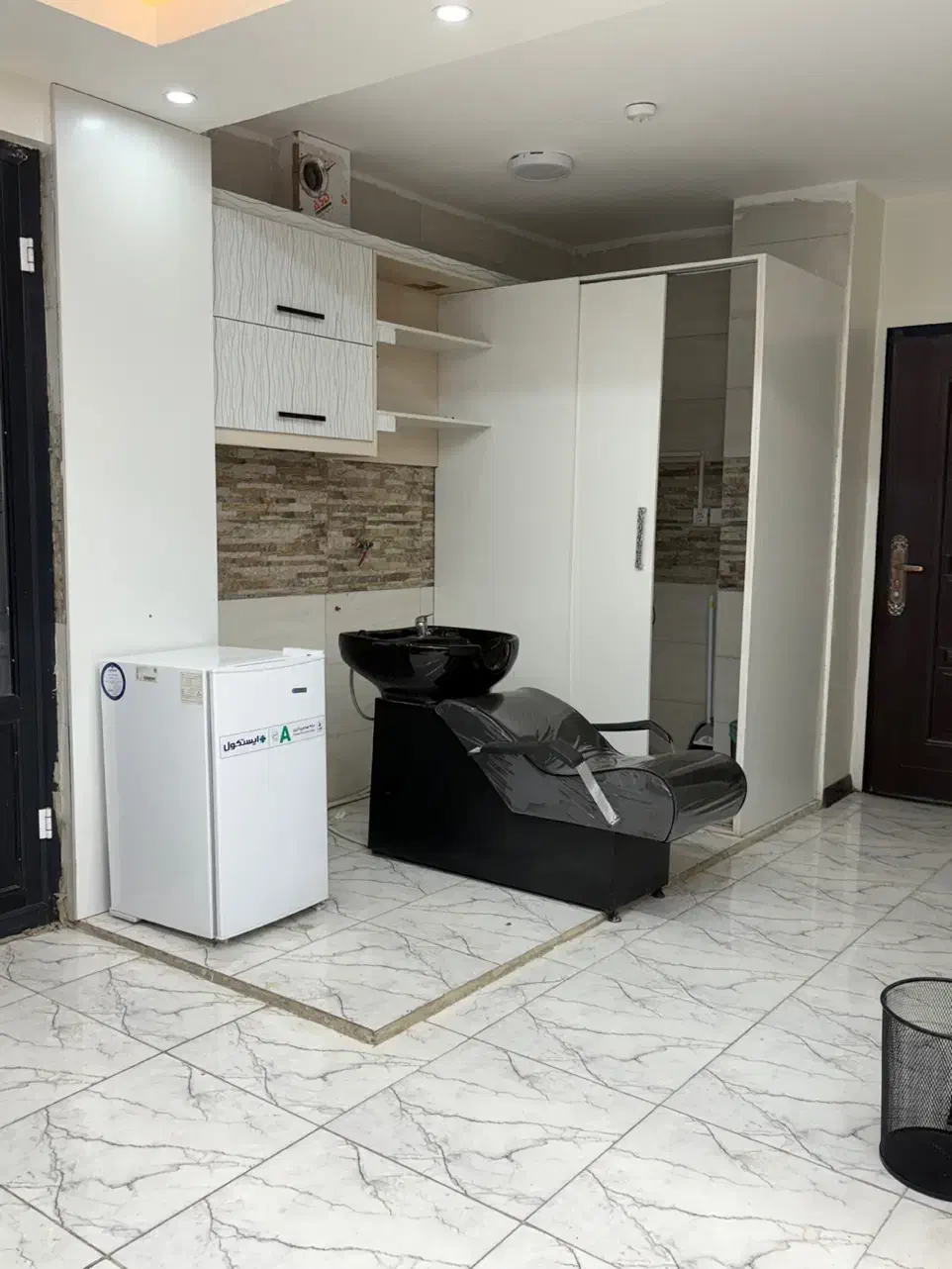 فروش وسایل ارایشگاه|آرایشگاه و سالن‌های زیبایی|شاهین‌شهر, نظامی|دیوار