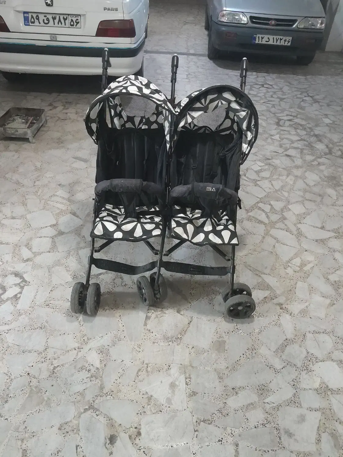 کالسکه دوقلویی|کالسکه و لوازم جانبی|رشت, رشتیان|دیوار