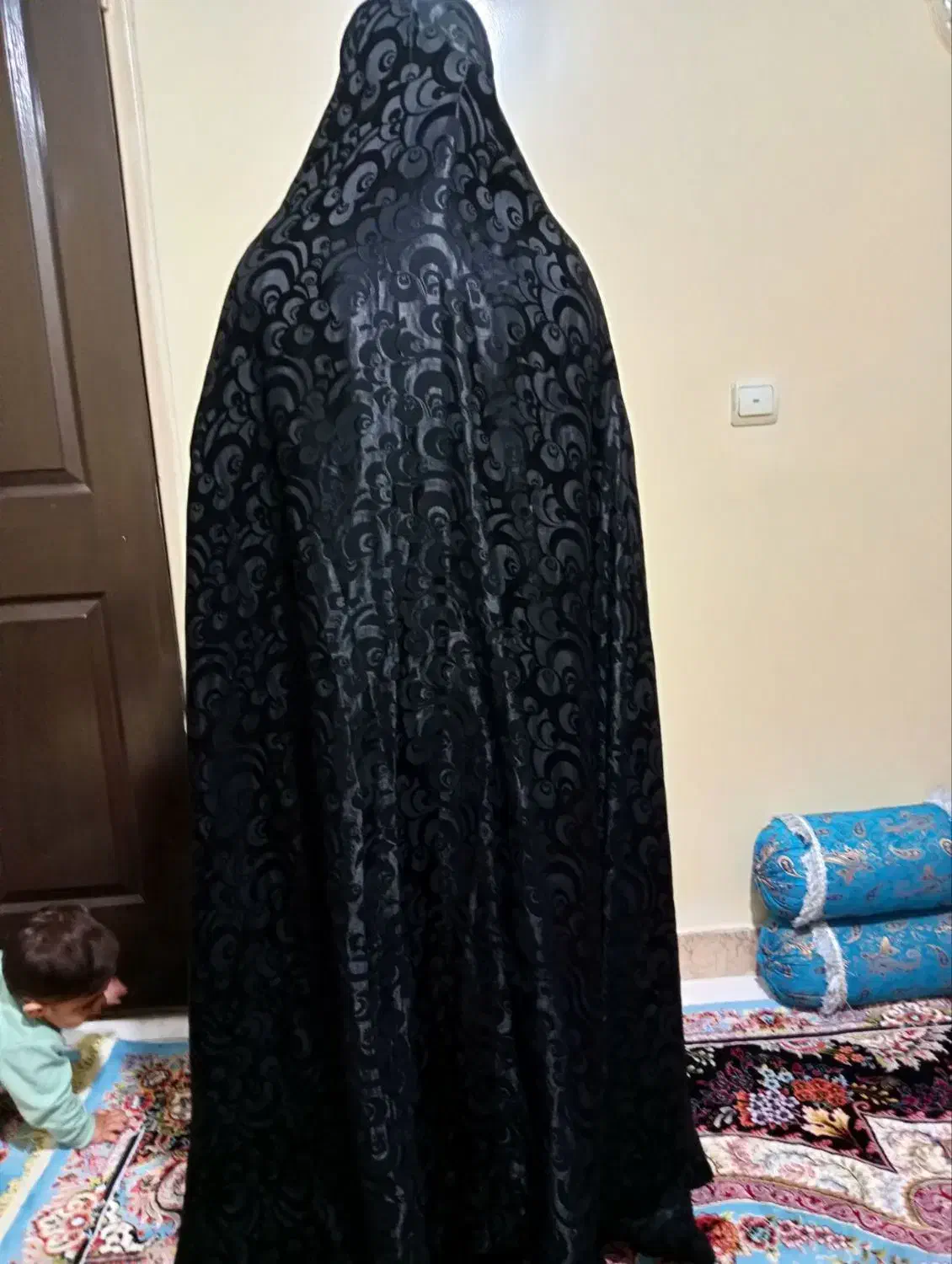 چادر و کاپشن زنانه 4 میلیون|لباس|اقبالیه, |دیوار