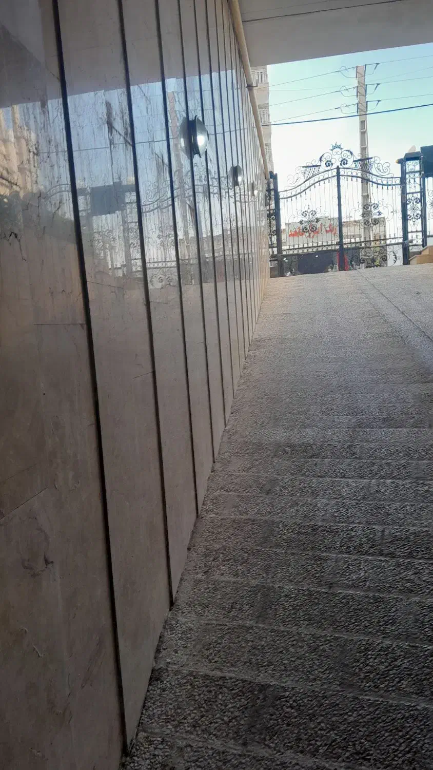 سنگ کاری کاشی سرامیک دیوار سیمان خورده ک تخریب|خدمات پیشه و مهارت|ری, اقدسیه|دیوار