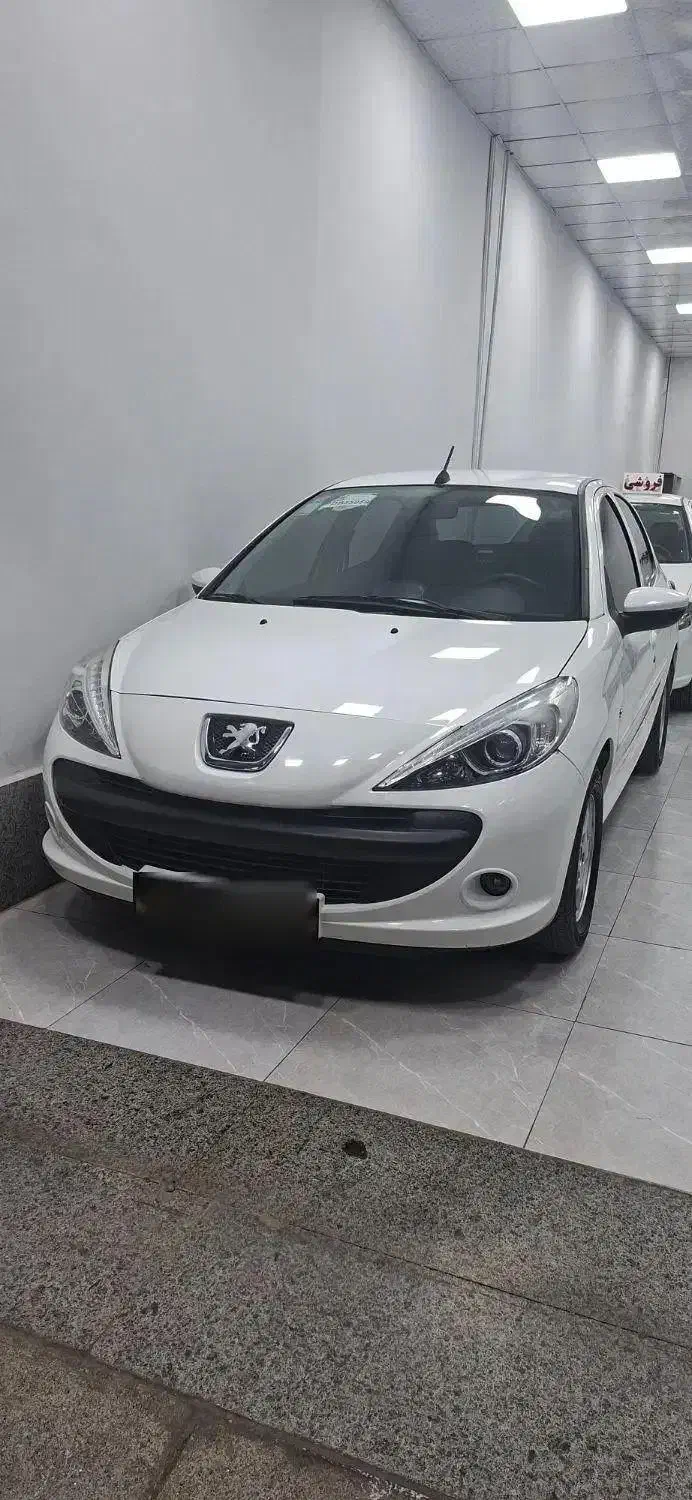 ۲۰۷ سقف فلز ۴۰۲|خودرو سواری و وانت|پاکدشت, خاتون آباد|دیوار