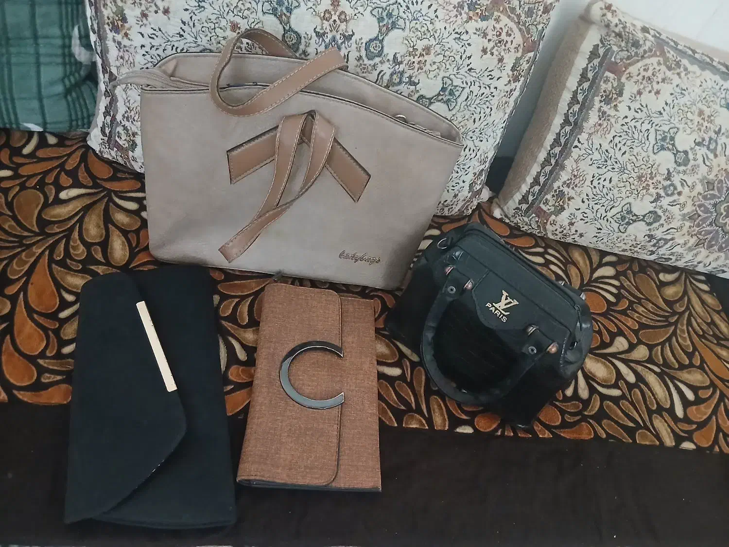 کیف زنانه|کیف، کفش، کمربند|بندر گناوه, |دیوار