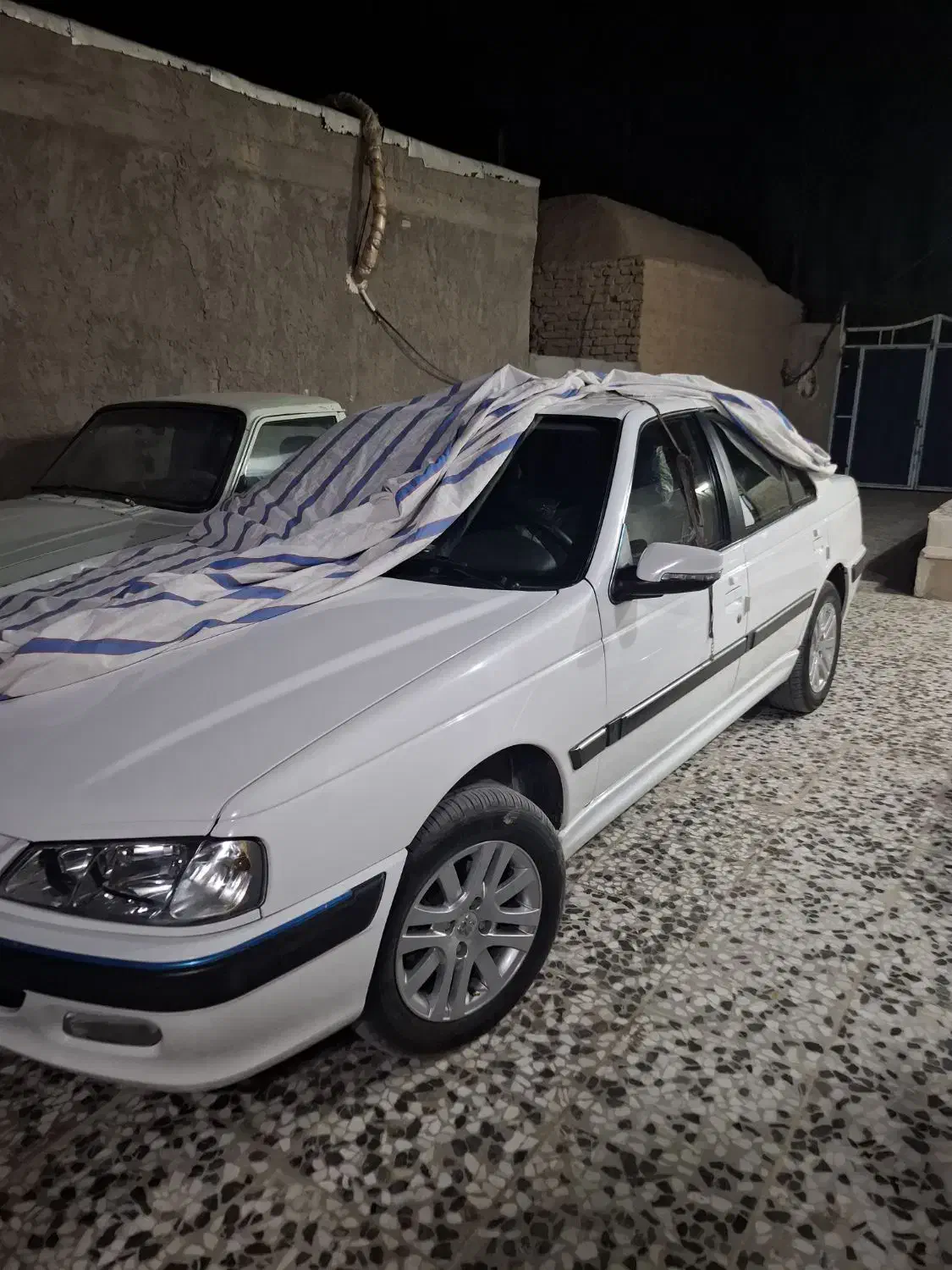 پارس ۴۰۰ برج ۱۲ صفر معاوضه با خونه یا نقد|خودرو سواری و وانت|کرمان, |دیوار