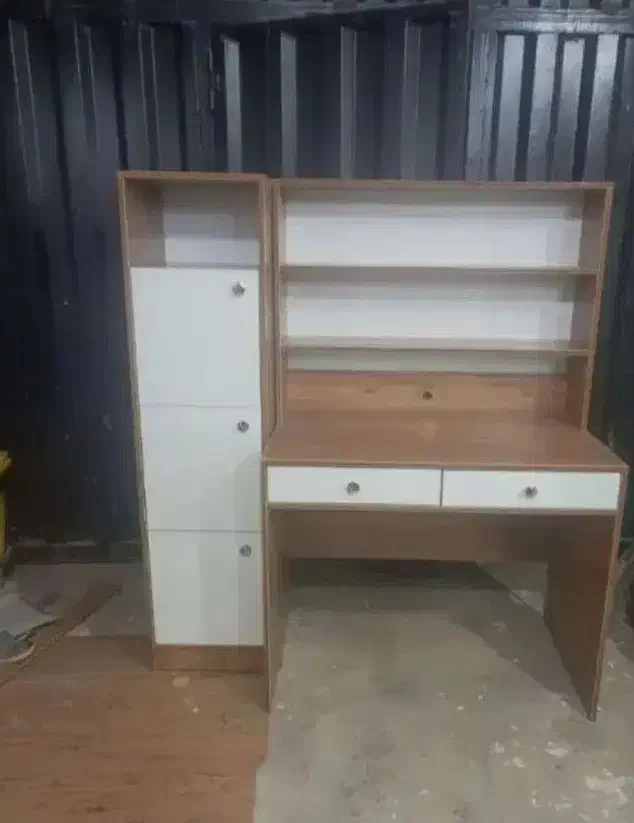 تولید و عرضه ی انواع و اقسام میزتحریر|میز تحریر و کامپیوتر|بوکان, |دیوار