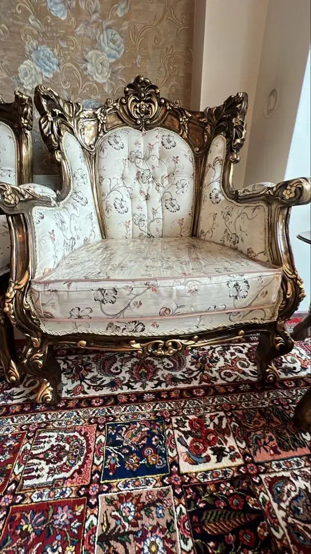 مبل سلطنتی ۹ نفره|مبلمان خانگی و میز عسلی|شهرکرد, |دیوار