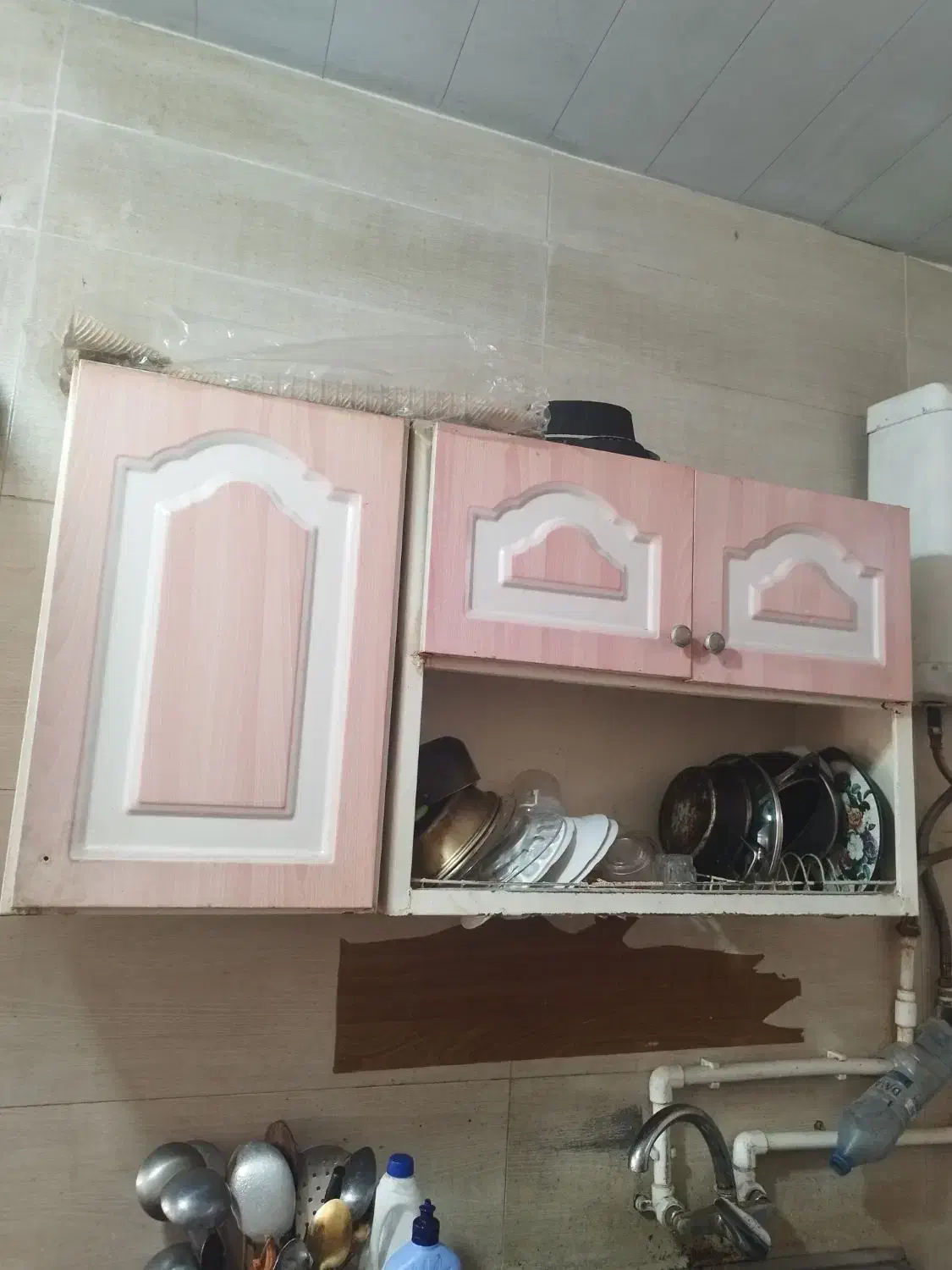 کابینت بالای سینک همراه با ابچیک|آب‌چکان و نظم‌دهنده ظروف|لاهیجان, شهید آوینی|دیوار