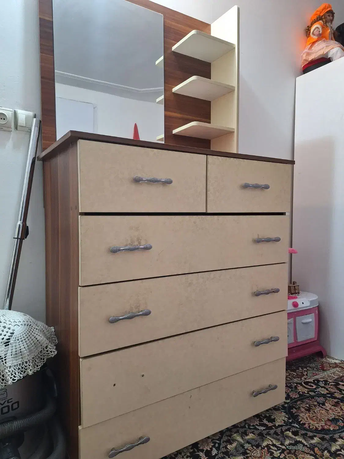 دراوروایینه|جاکفشی، کمد، دراور|بیرجند, |دیوار