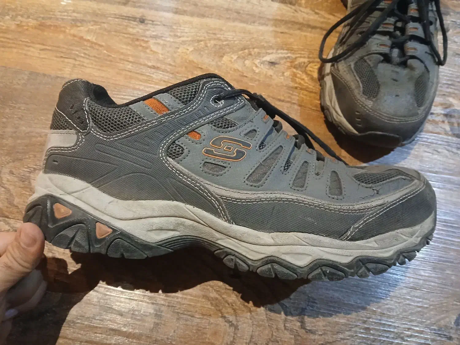 کفش کوهنوردی اسکیچرز سایز ۴۴|کیف، کفش، کمربند|شیراز, مبعث|دیوار