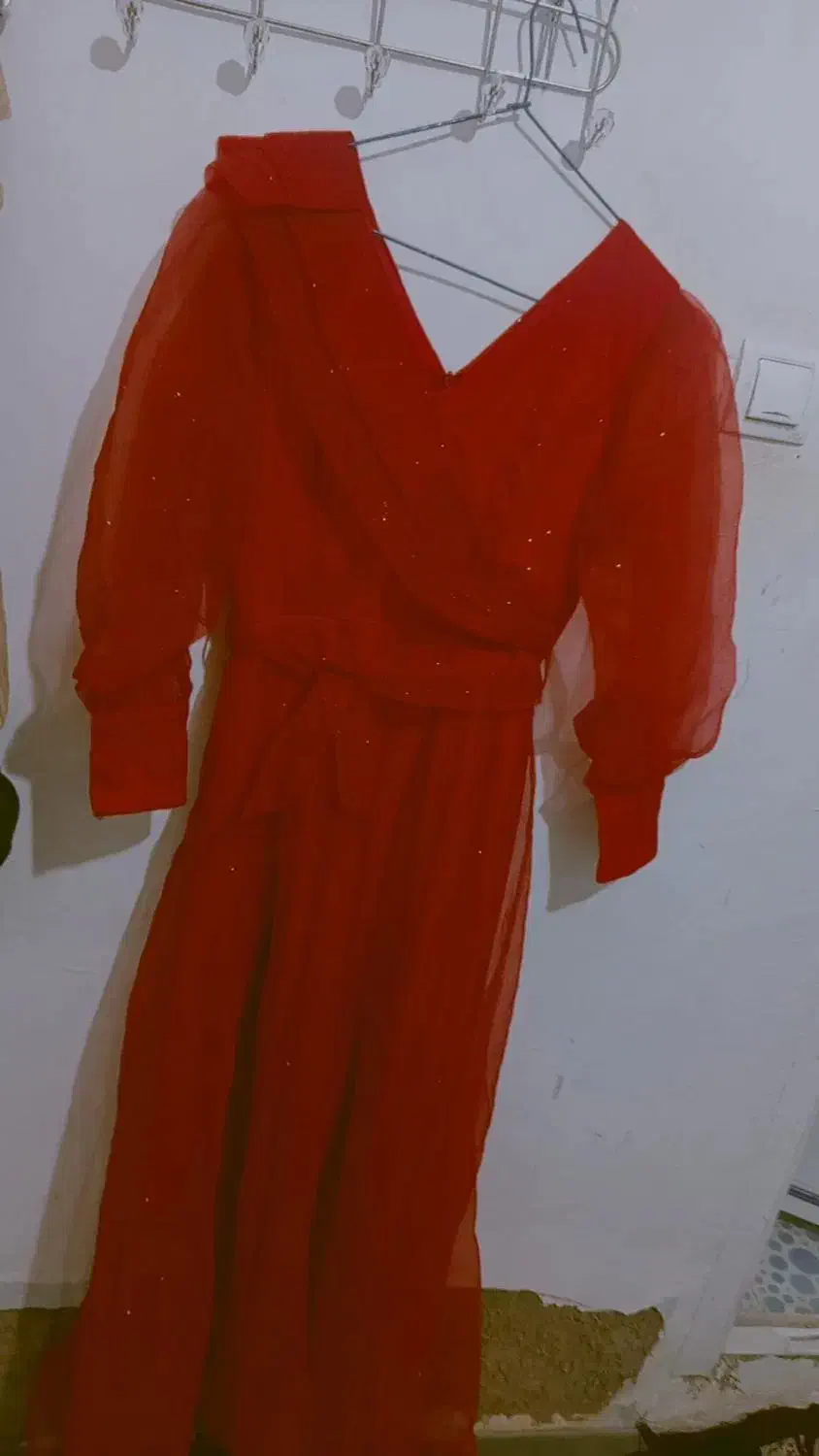 لباس مجلسی|لباس|سبزوار, طبرسی (جعفرآباد)|دیوار