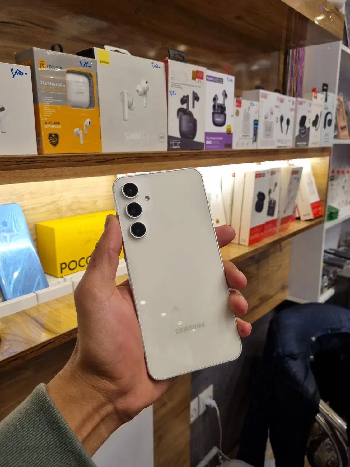 S23 fe  256 / 8|موبایل|فردوس (خراسان), |دیوار