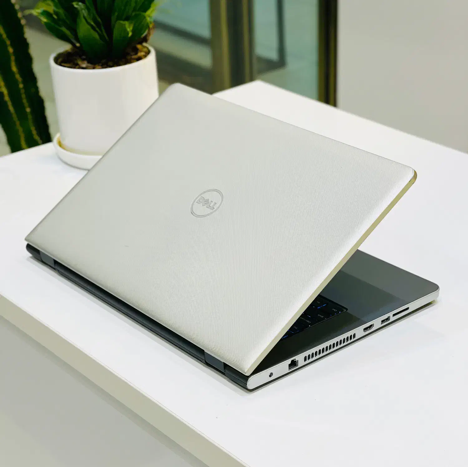 لپتاپ Dell 5759حرفه ای 17اینچ گرافیک 4 گیگ مجزا i7|رایانه همراه|شیراز, عفیفآباد|دیوار