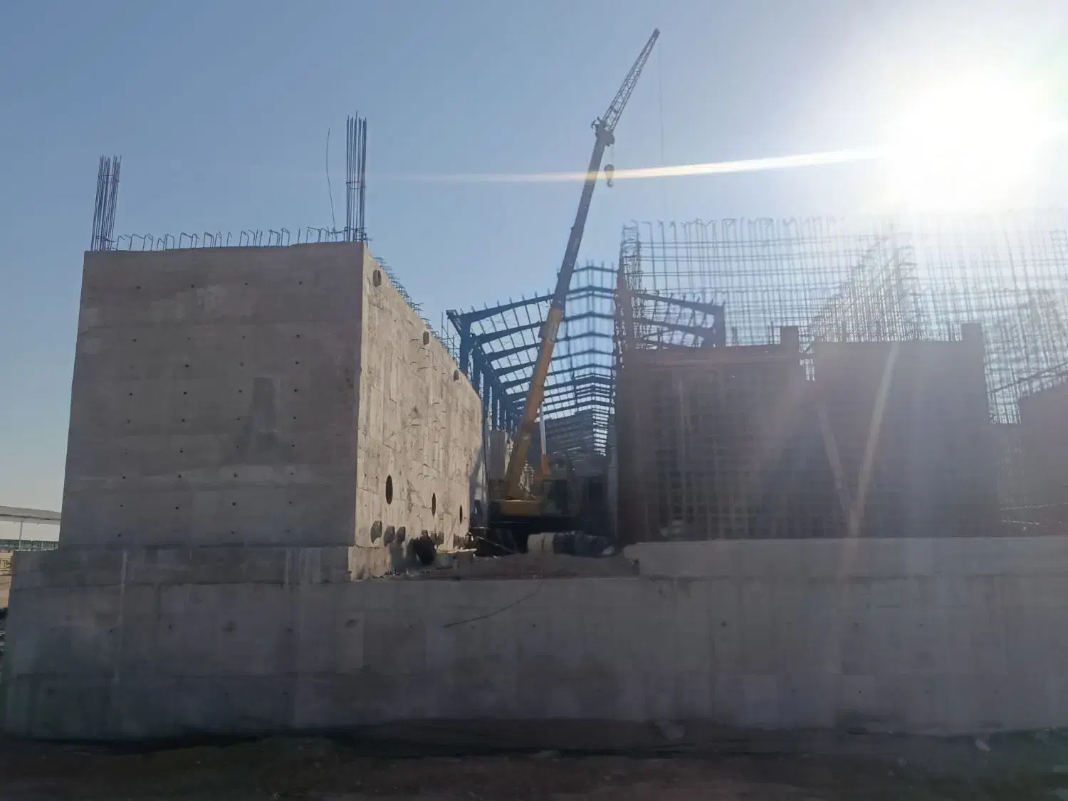 آرماتوربندی و قالب بندی صفرتاصد|خدمات پیشه و مهارت|قزوین, |دیوار