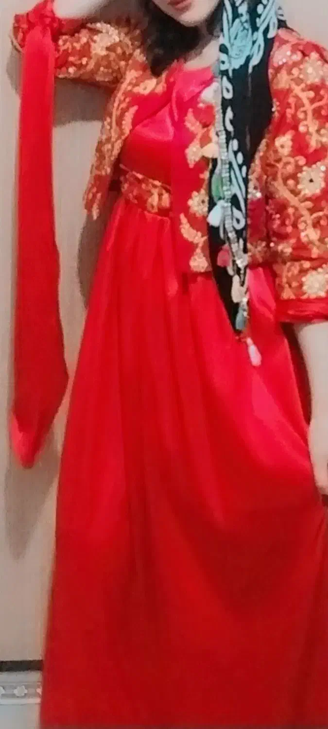 لباس مراسمی کوردی|لباس|ایوان, |دیوار