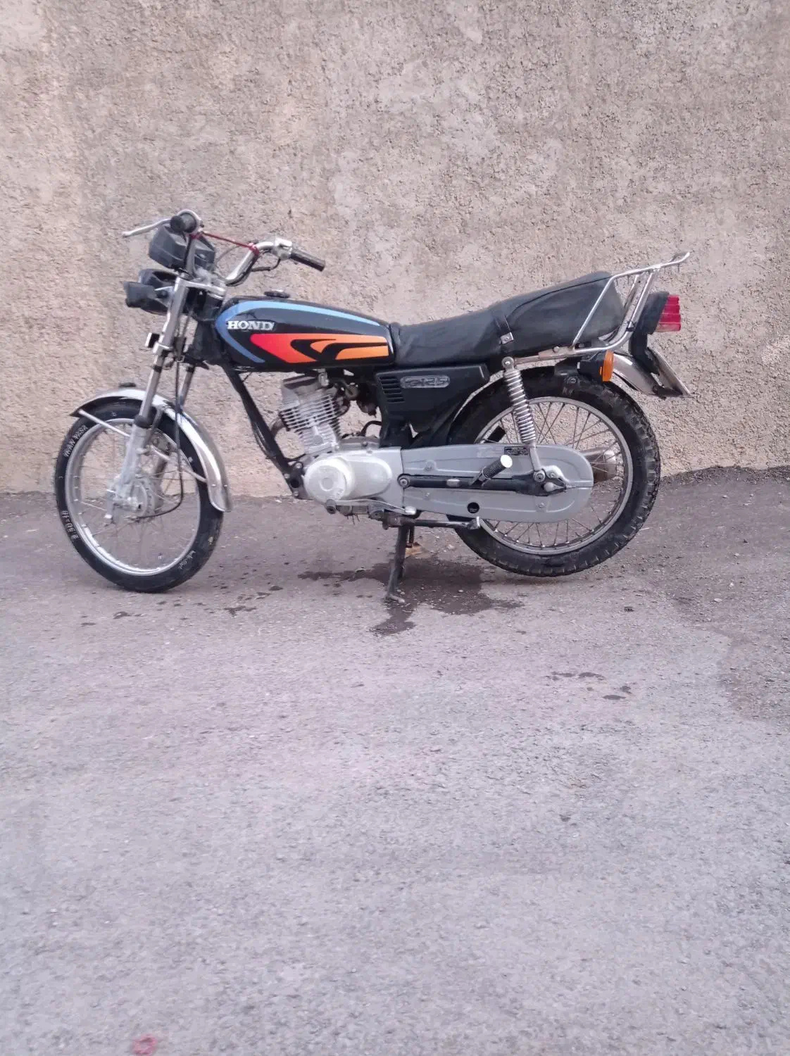 موتور ۱۲۵مدل ۱۳۹۰|موتورسیکلت|داران, |دیوار