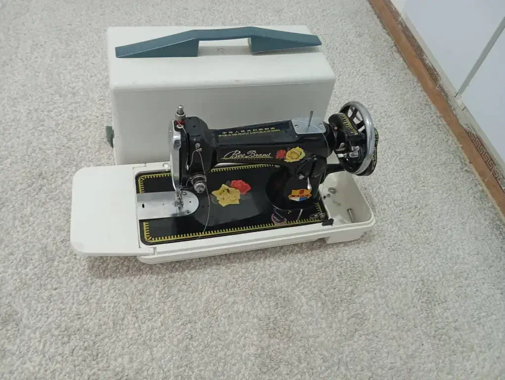 چرخ دستی قدیمی|چرخ خیاطی و ریسندگی|ملکشاهی, |دیوار