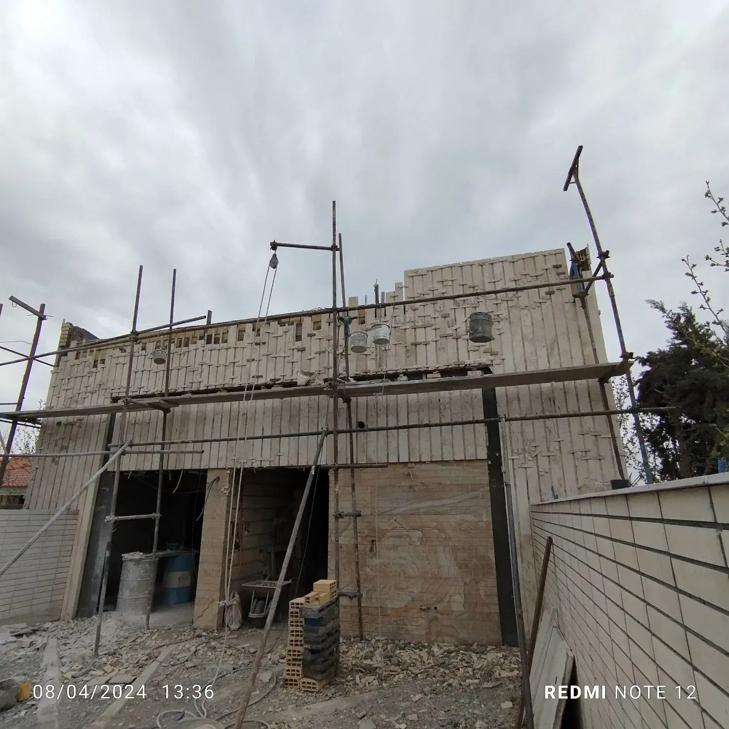 سنگ کار  کاشی کار باکیفیت بالا حتی یک متر|خدمات پیشه و مهارت|گلبهار, شهر جدید گلبهار|دیوار