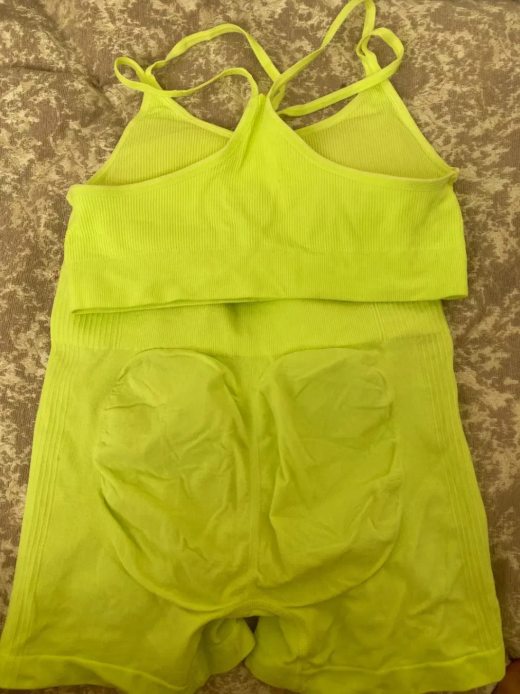 ست ورزشی فسفوری زنونه تاپ شورت|لباس|فردیس, شهرک صنعتی نور|دیوار