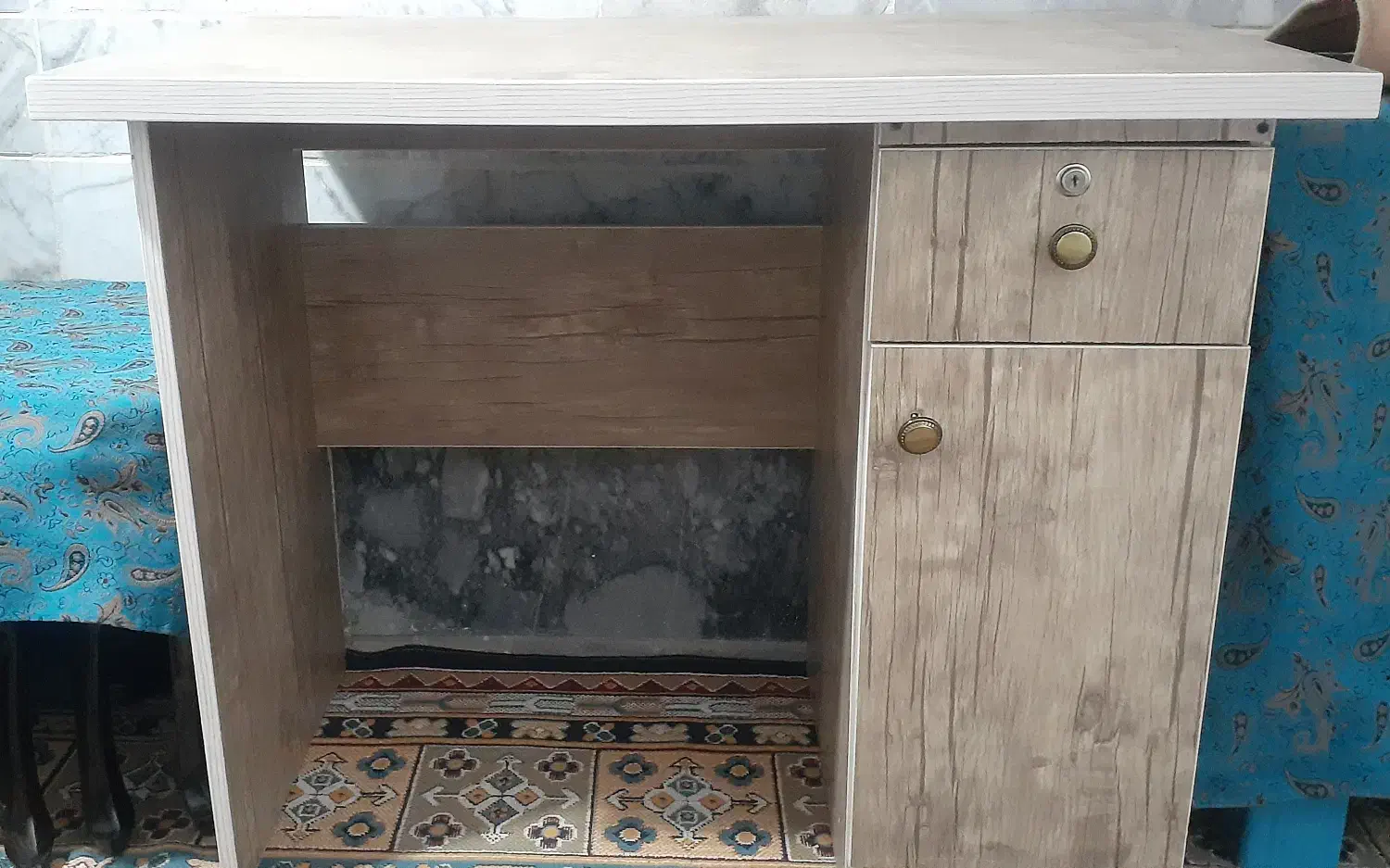 میز تحریر|میز تحریر و کامپیوتر|بیرجند, |دیوار