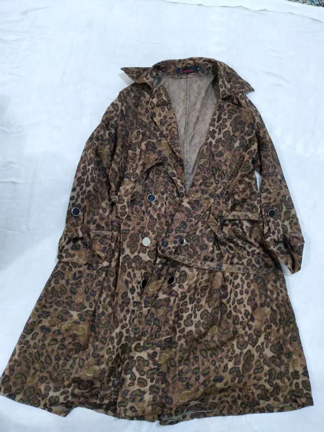 مانتو درحدنو|لباس|بابل, |دیوار