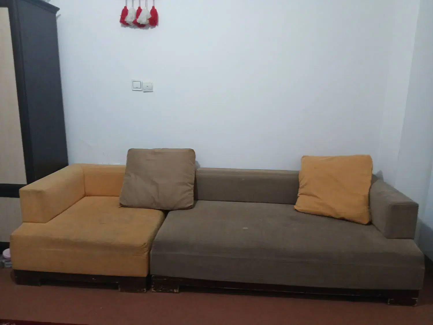 فروش مبل سه نفره|مبلمان خانگی و میز عسلی|فیروزآباد (فارس), |دیوار