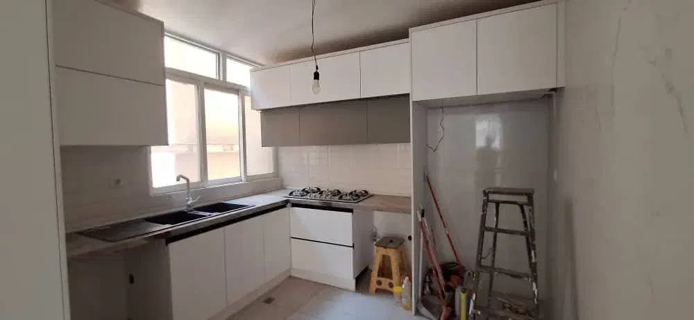 ۹۰ متری/ دوخوابه /فول هروی