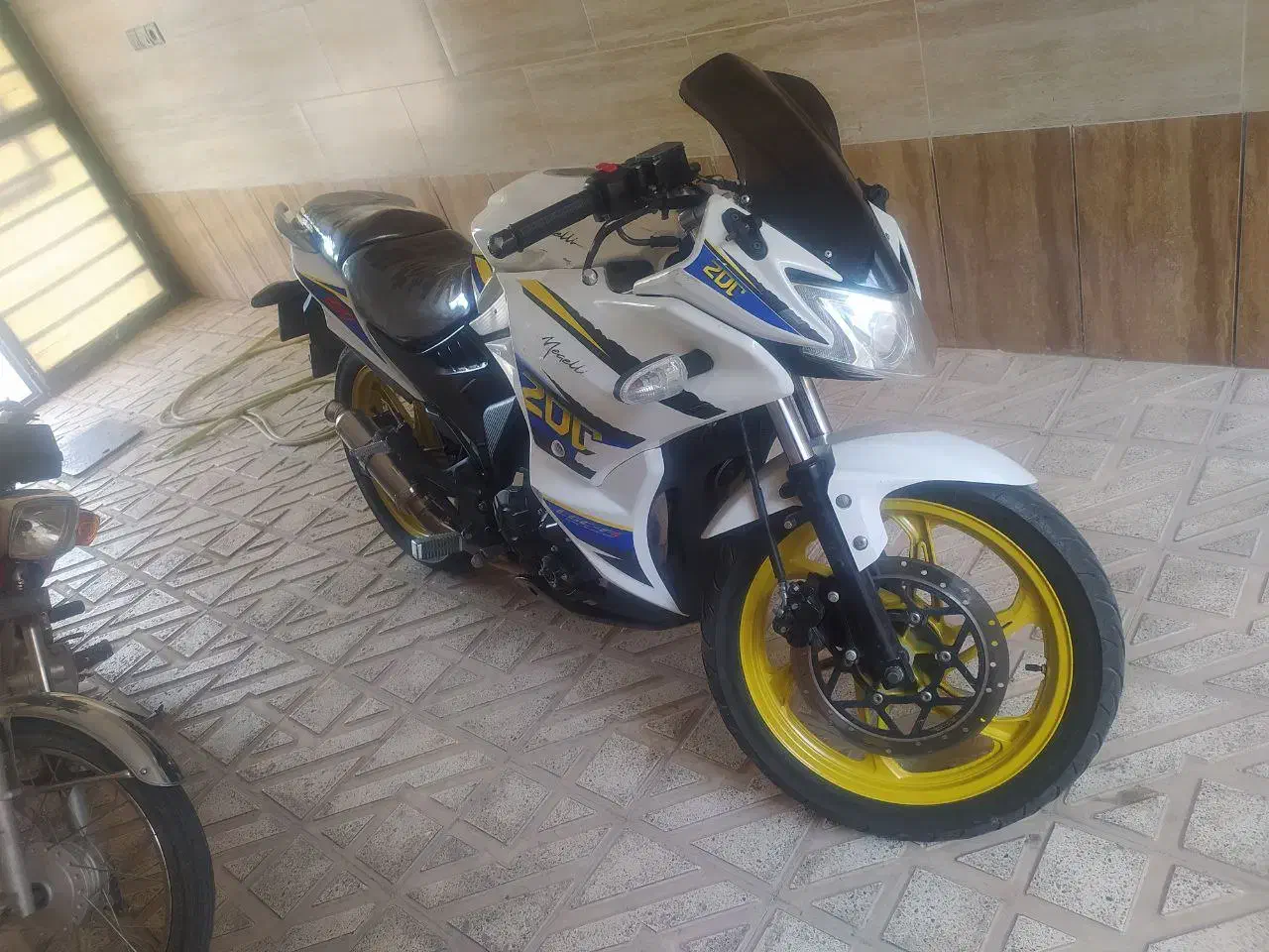 مگلی ۲۰۰ معاوضه با هندا|موتورسیکلت|تربت‌حیدریه, آسایش|دیوار