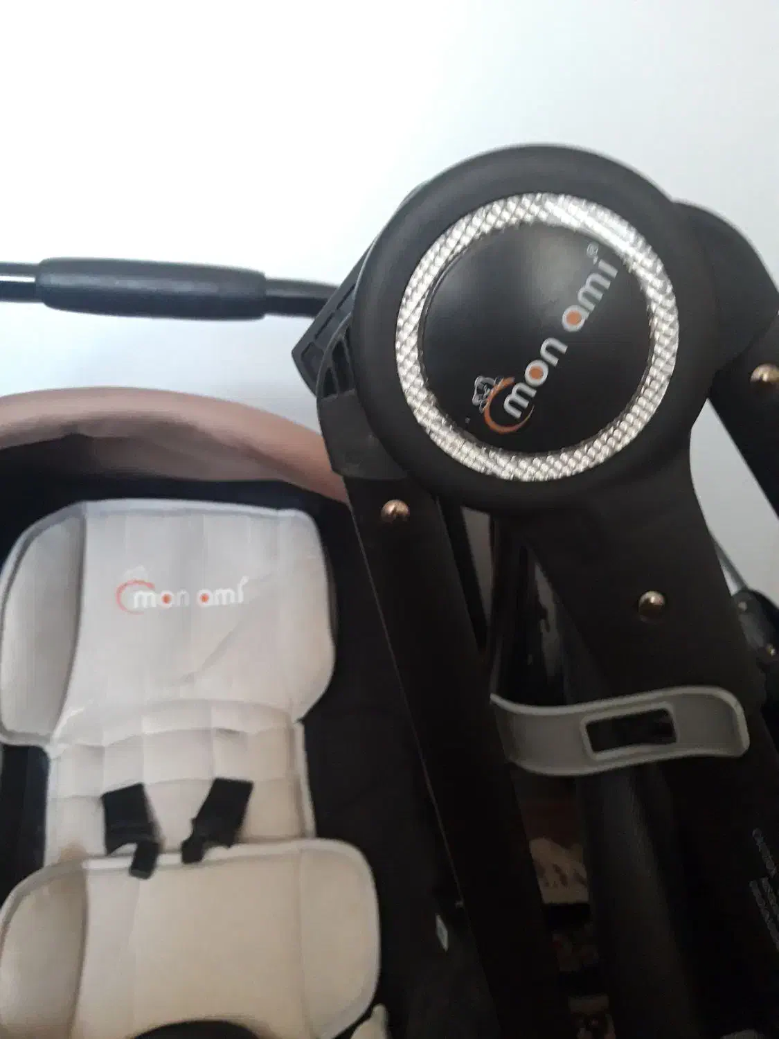 کالسکه وکریر صندلی ماشین کودک|کالسکه و لوازم جانبی|کرج, باغستان|دیوار