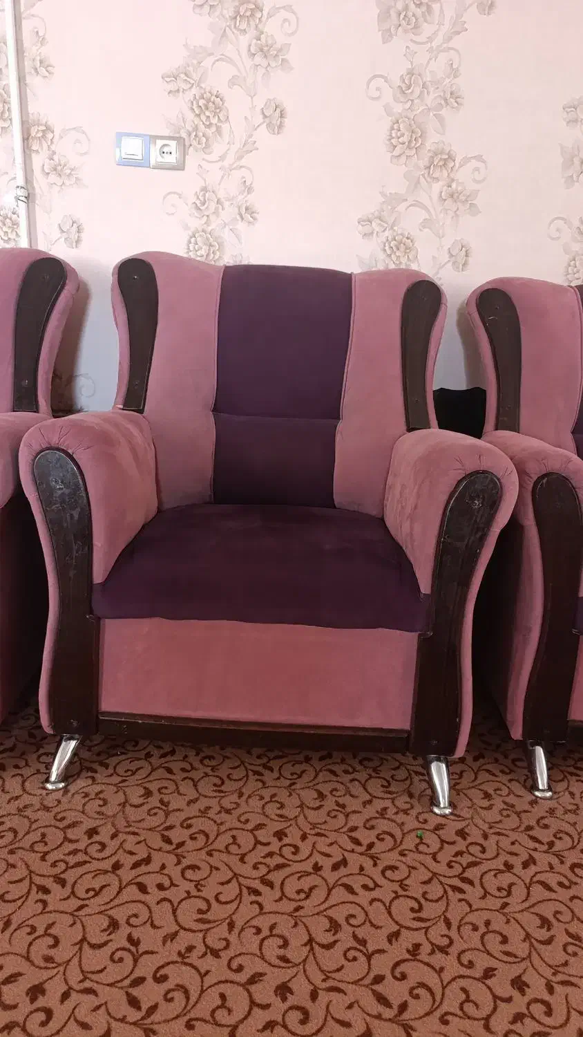 مبلمان 7 نفره..اسکلت مقاوم..تمیز و سالم|مبلمان خانگی و میز عسلی|فسا, |دیوار