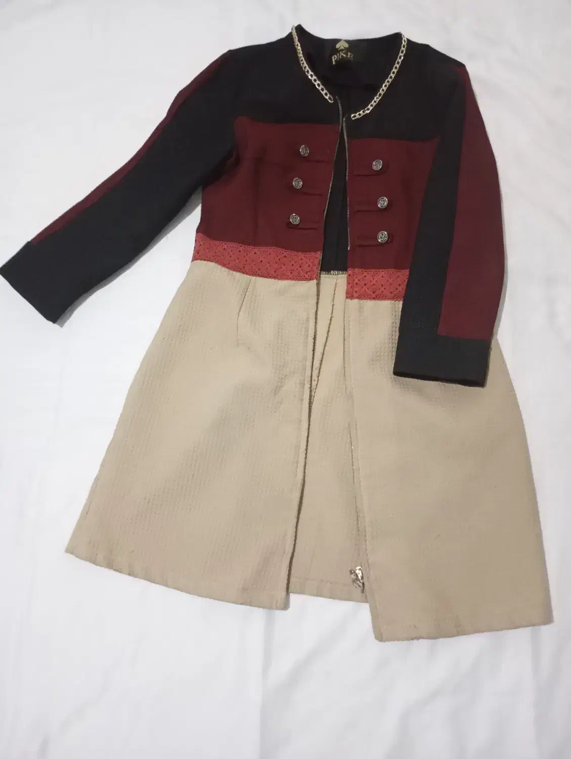 تعدادی مانتو و لباس|لباس|مراغه, |دیوار