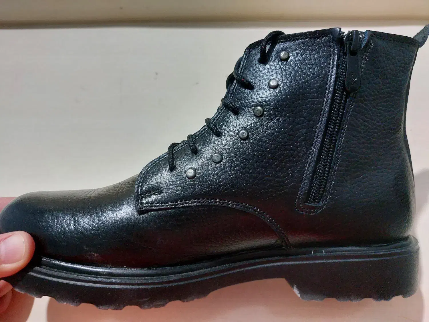 نیم بوت چرم زنانه شیک و باکیفیت|کیف، کفش، کمربند|تهران, قصر فیروزه ۱|دیوار