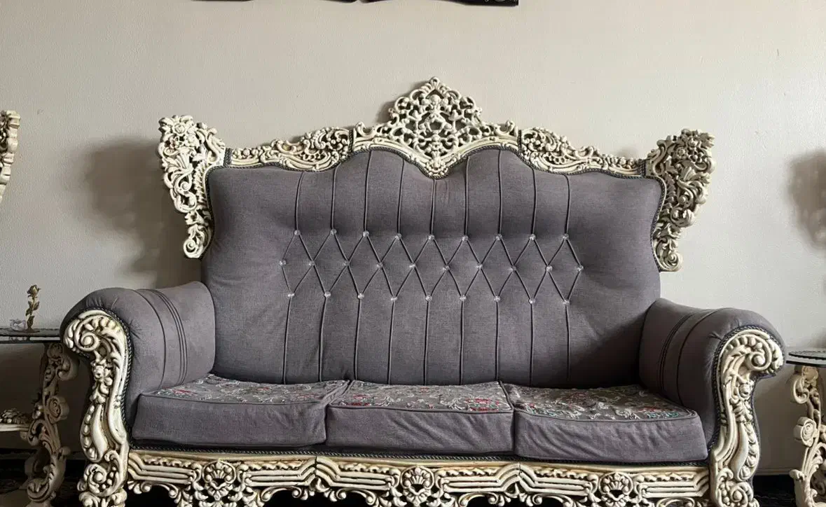 مبل هفت نفره|مبلمان خانگی و میز عسلی|شاهینشهر, خانه کارگر|دیوار