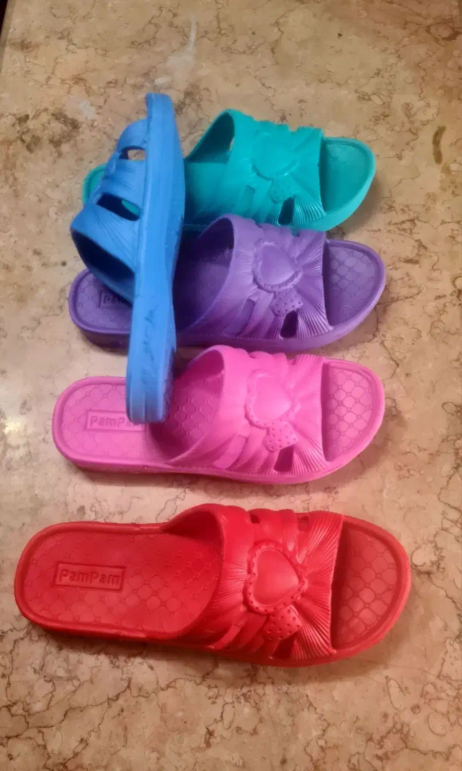 دمپایی زنانه قلبی|کیف، کفش، کمربند|بوشهر, |دیوار