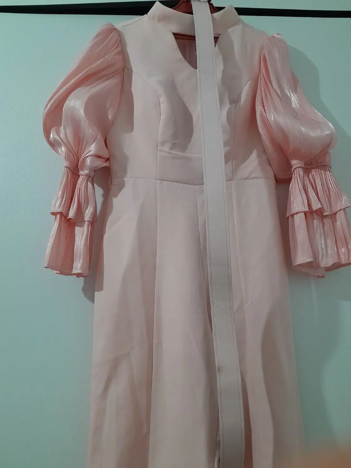 شلوار و لباس|لباس|خوی, |دیوار