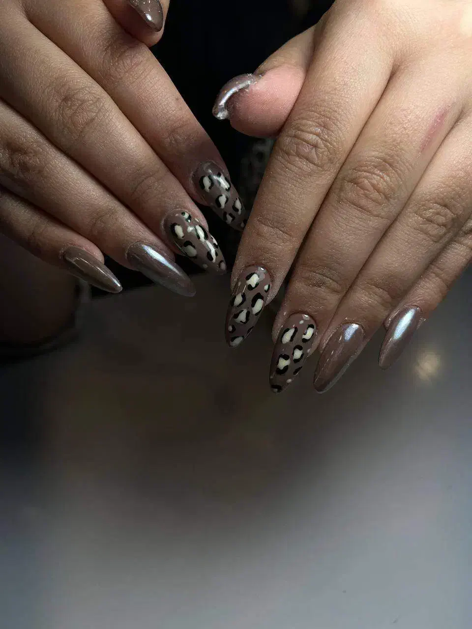 کاشت اولیه ناخن|خدمات آرایشگری و زیبایی|رشت, معلم|دیوار