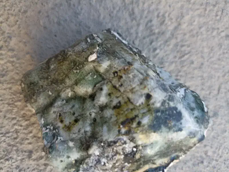 سنگ|کلکسیون اشیاء عتیقه|بروجن, |دیوار