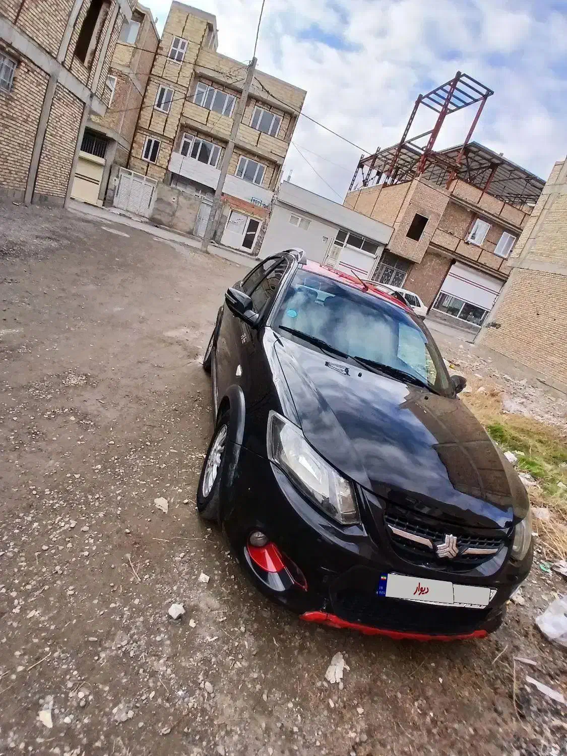 کوئیک R مشکی قرمز|خودرو سواری و وانت|قره ضیاالدین, |دیوار