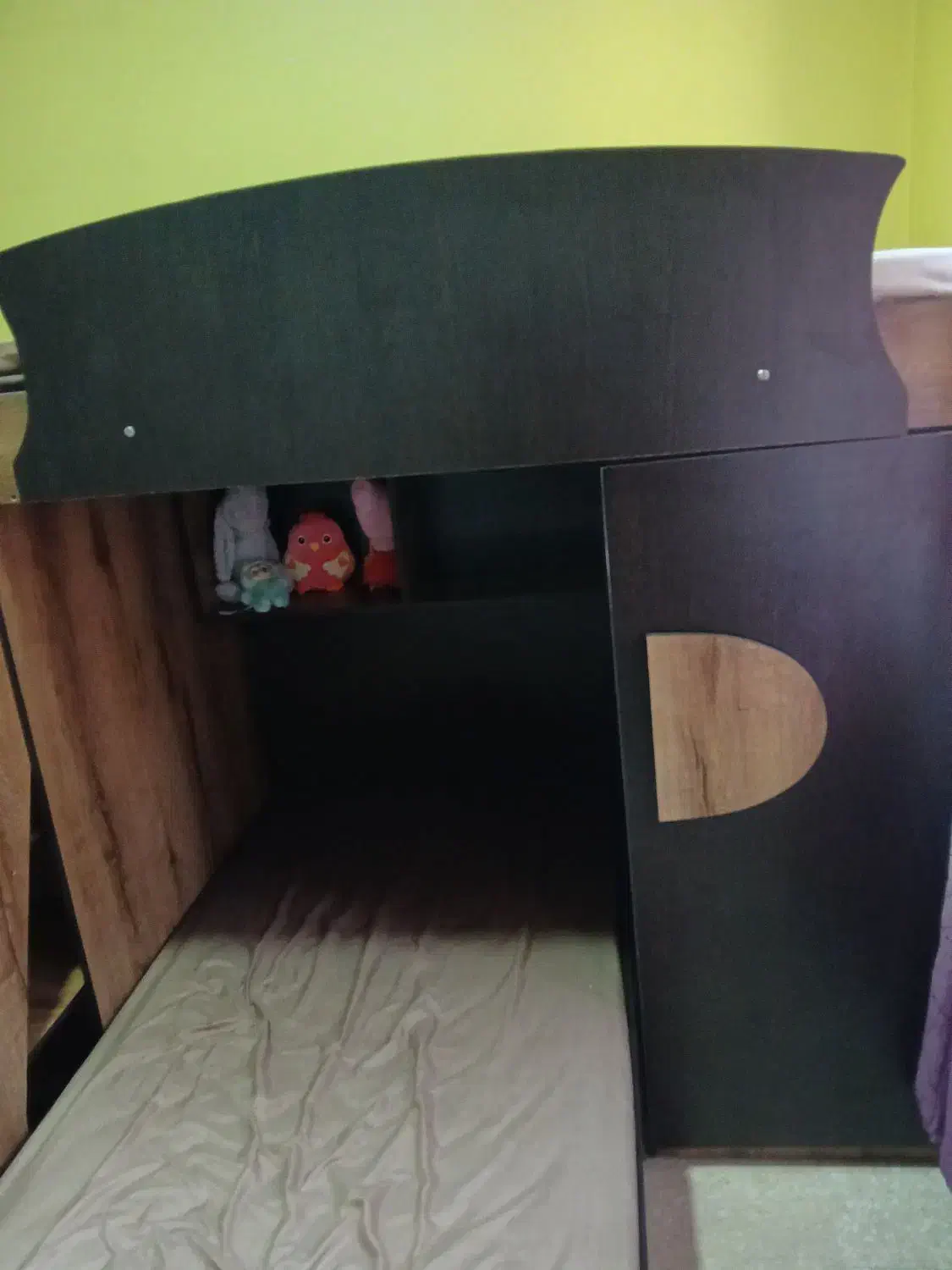 سرویس خواب همراه میز تحریر و کمد|تخت و سرویس خواب|تهران, باغ فیض|دیوار