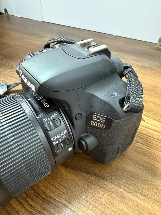 کنون 800D|دوربین عکاسی و فیلم‌برداری|کرج, فاز ۵ مهرشهر|دیوار