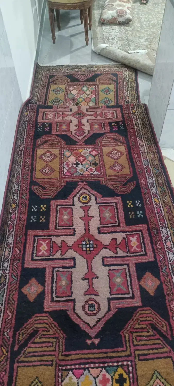 کنار دست بافت طرح چارویمان|فرش|اسلام‌شهر, صادقیه|دیوار