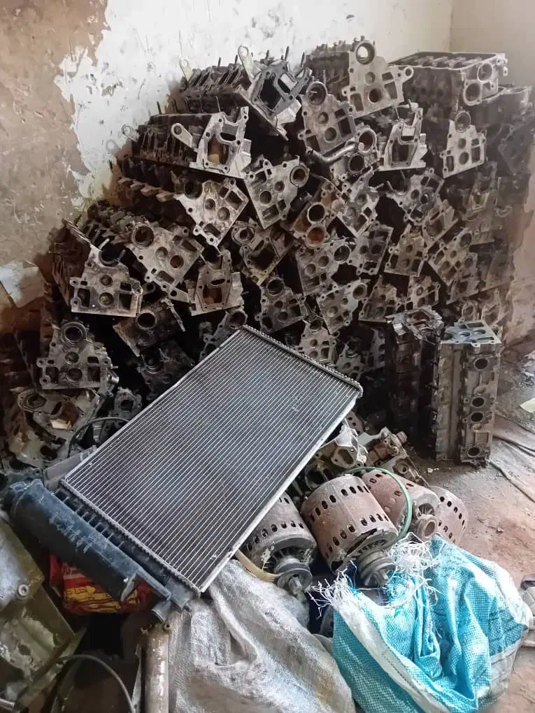 فروش و خرید سیلندر و سرسیلندر خشکه اهن|قطعات یدکی و لوازم جانبی|زاهدان, |دیوار