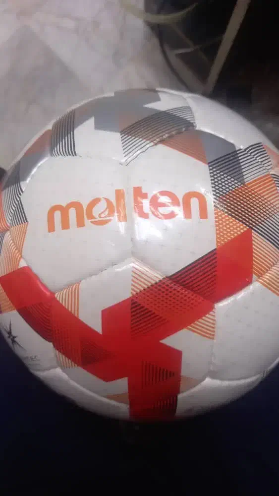 ** توپ سالنی ** توپ چمن طبیعی مصنوعی فوتسال فوتبال|ورزش‌های توپی|نیشابور, عدالت|دیوار