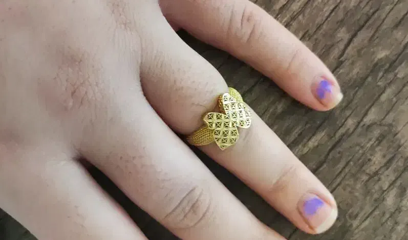 مقداری طلا|جواهرات|یاسوج, |دیوار