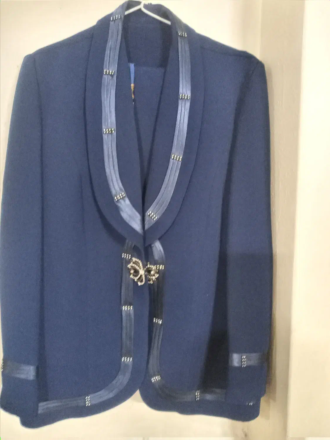 کت دامن|لباس|باقرشهر, |دیوار