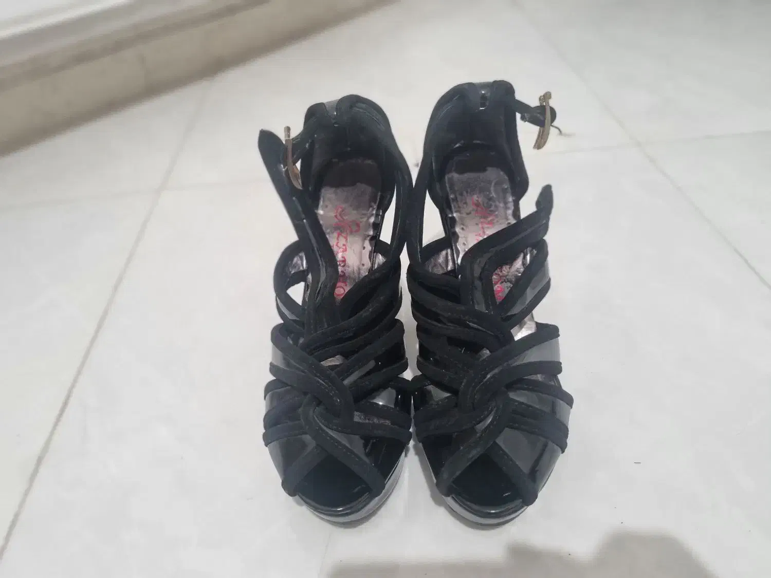 کفش پاشنه بلند مشکی|کیف، کفش، کمربند|کرمان, |دیوار