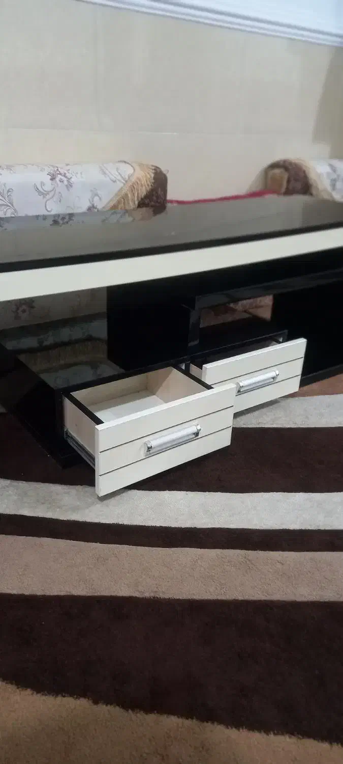 میز تلوزیون|میز تلویزیون|اهرم, |دیوار