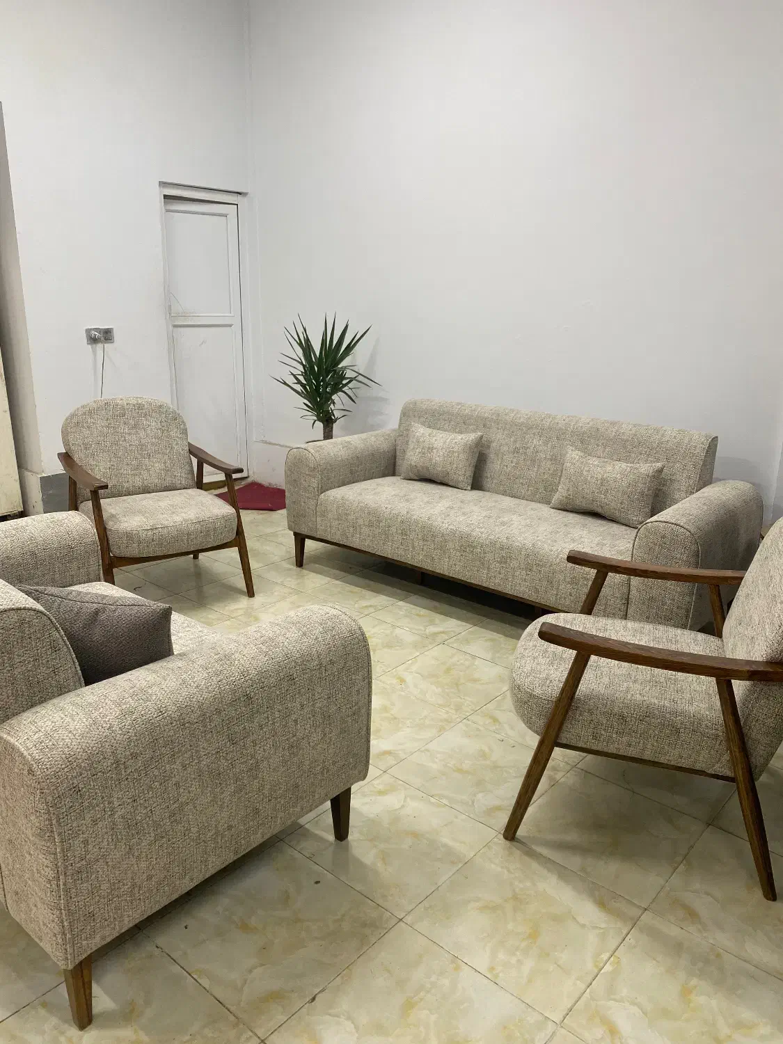 ست ۷ نفره مبل آماده ارسال|مبلمان خانگی و میز عسلی|تهران, جوادیه تهرانپارس|دیوار