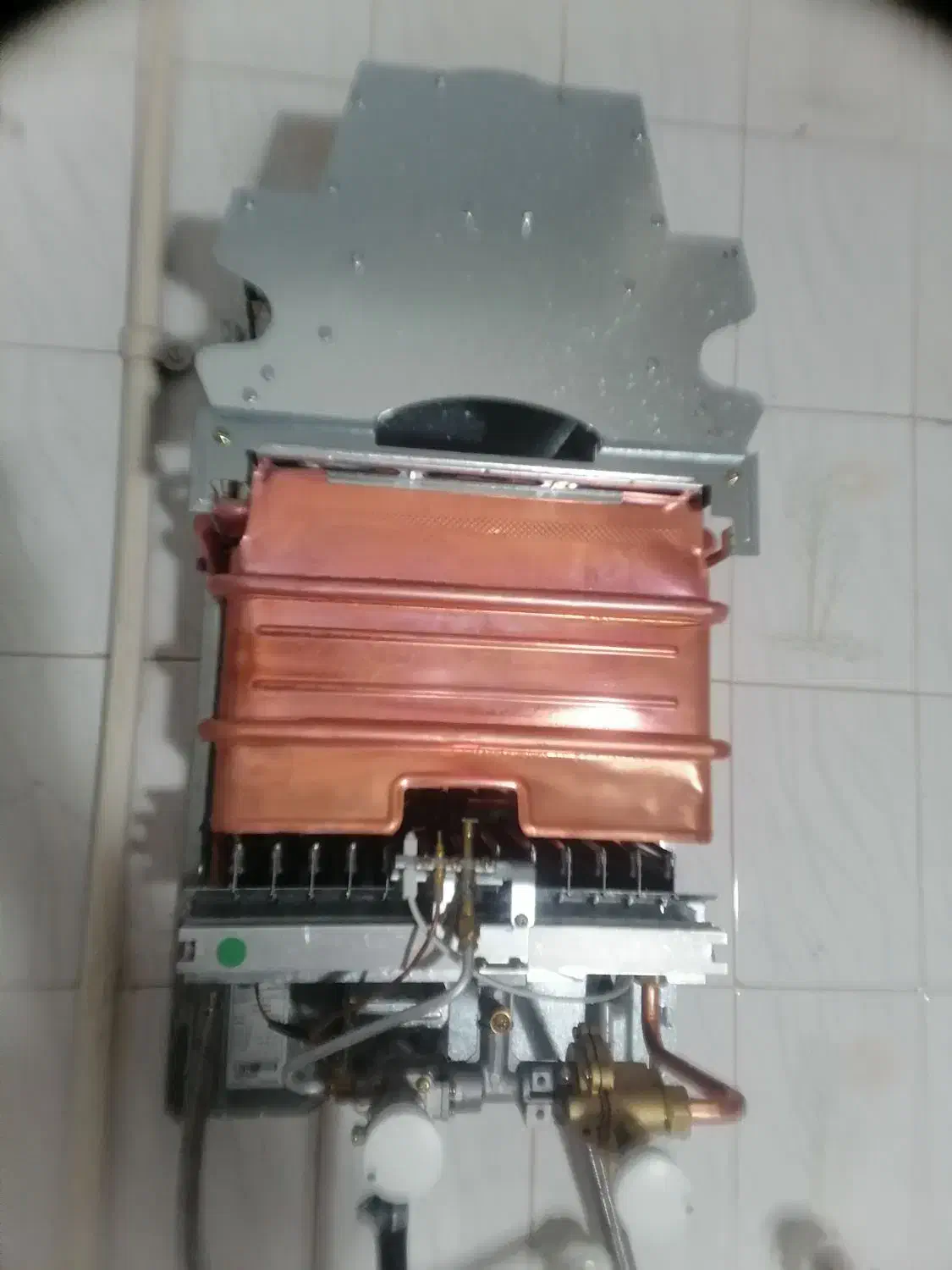 خریدرو فروش ابگرمکن دیواری بوتان البرز|آبگرمکن، پکیج، شوفاژ|کرج, حصارک پایین|دیوار