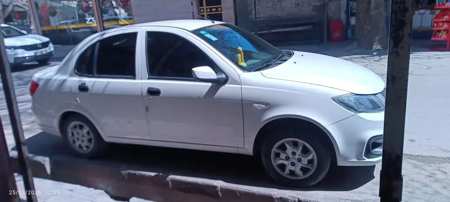 ساینا‌۴۰۲|خودرو سواری و وانت|دورود, |دیوار