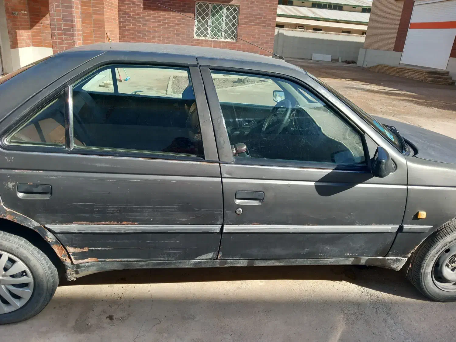 پژو ۴۰۵ مدل ۸۵|خودرو سواری و وانت|خرمشهر, |دیوار